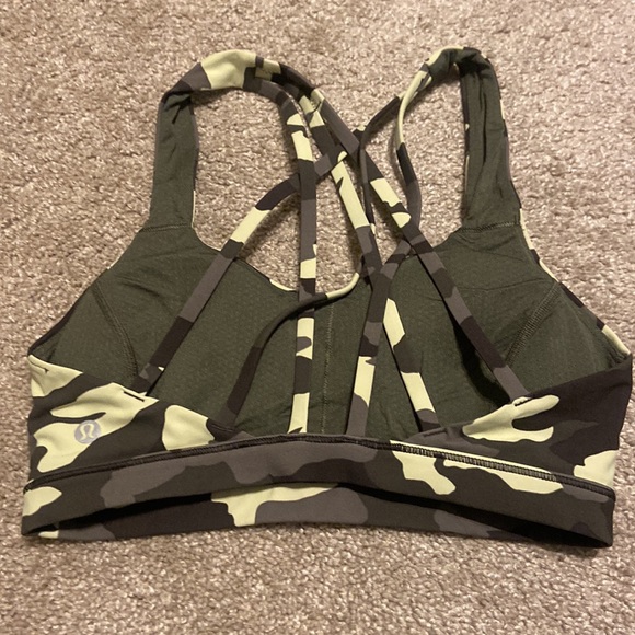 Lululemon sports bra - Picture 2 of 3